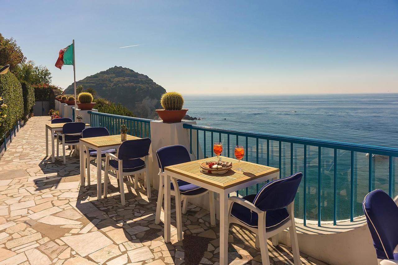Hotel Villa Maria Sant'Angelo  ภายนอก รูปภาพ